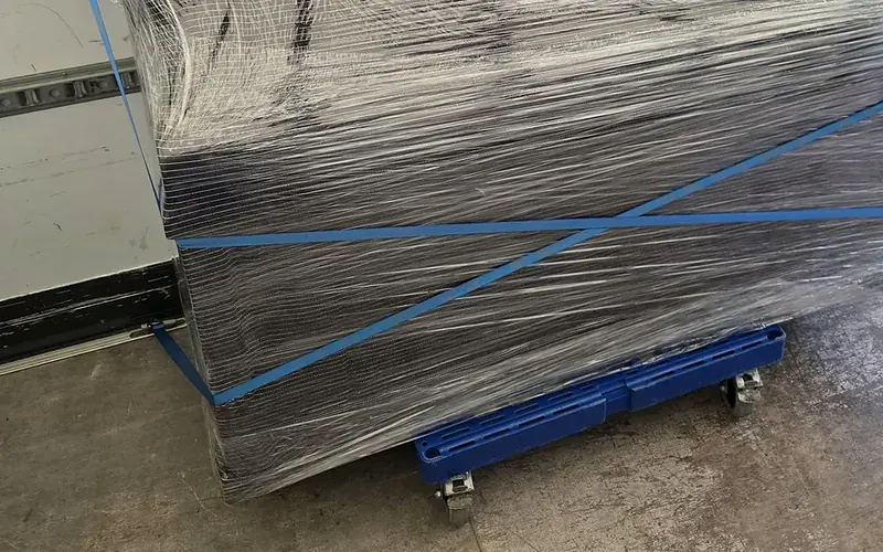 Instrument auf Schlitten und Klavierroller